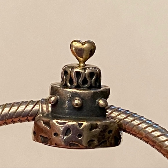Pandora charm - Picture 3 of 3